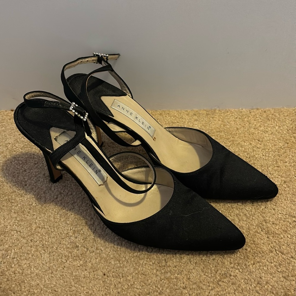 Anne Klien Black Pump